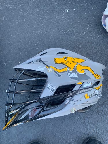 Player's Cascade S Helmet
