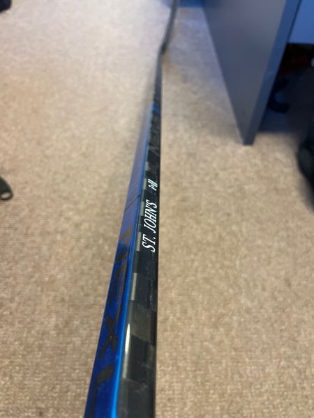 Senior Right Handed P88 Pro Stock Nexus 2N Pro Hockey Stick