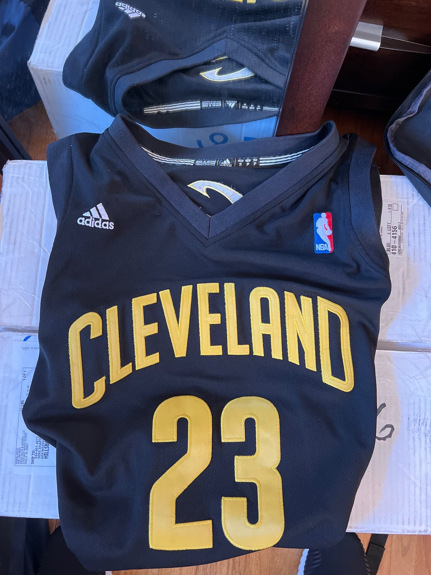 Men's Cleveland Cavaliers LeBron James Nike Black Name & Number