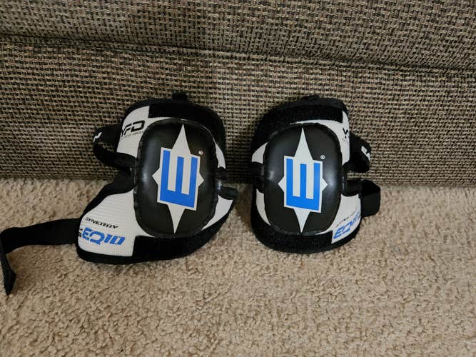 Used Youth Large Easton Synergy EQ10 Elbow Pads