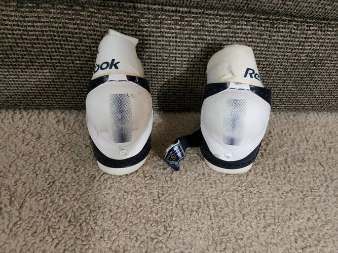 Used Youth Reebok 2K Elbow Pads