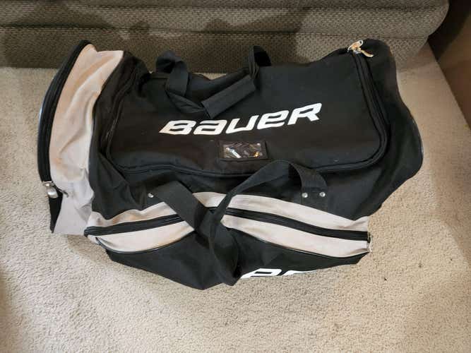 Used Bauer Wheeled Equipment Bag