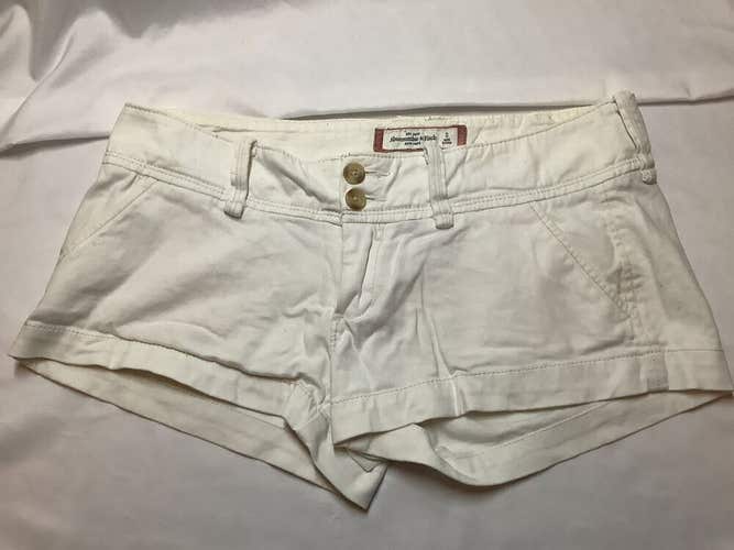 Women's Abercrombie & Fitch Chino Shorts Size 0 White Daisy Dukes Box K
