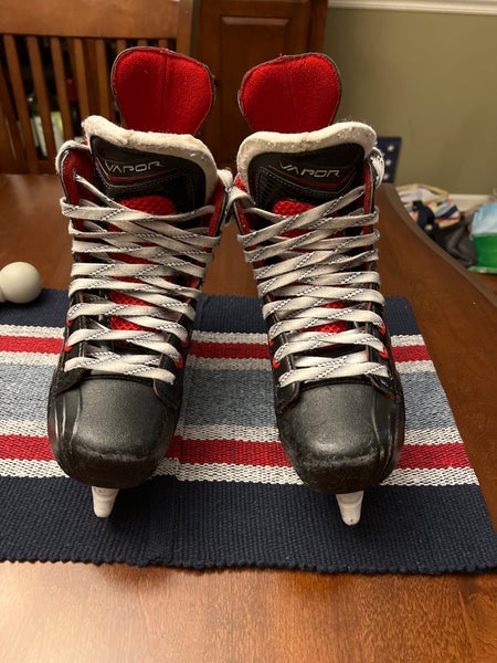 Used Bauer Extra Wide Width Size 4.5 Vapor X600 Hockey Skates