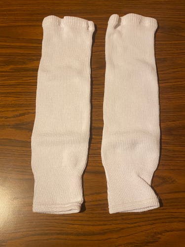 CCM Hockey Junior 20” White Knit Hockey Socks