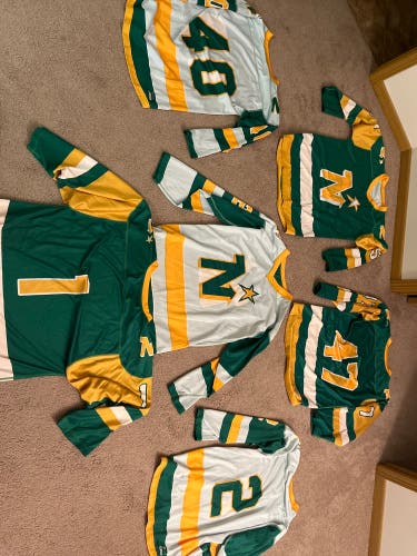 North Stars Reversible Youth Hockey Jerseys (6 Total in bundle)