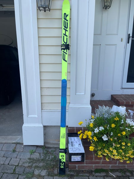 Fischer Super G Skis FIS 204 With RC4 Z18 X RD Bindings