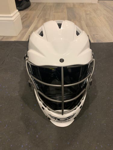 Used Player's Cascade CS-R Youth Helmet