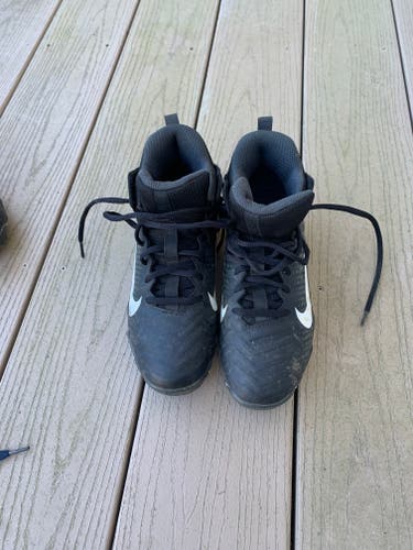 Used Youth Nike ALPHA football cleats, size 4
