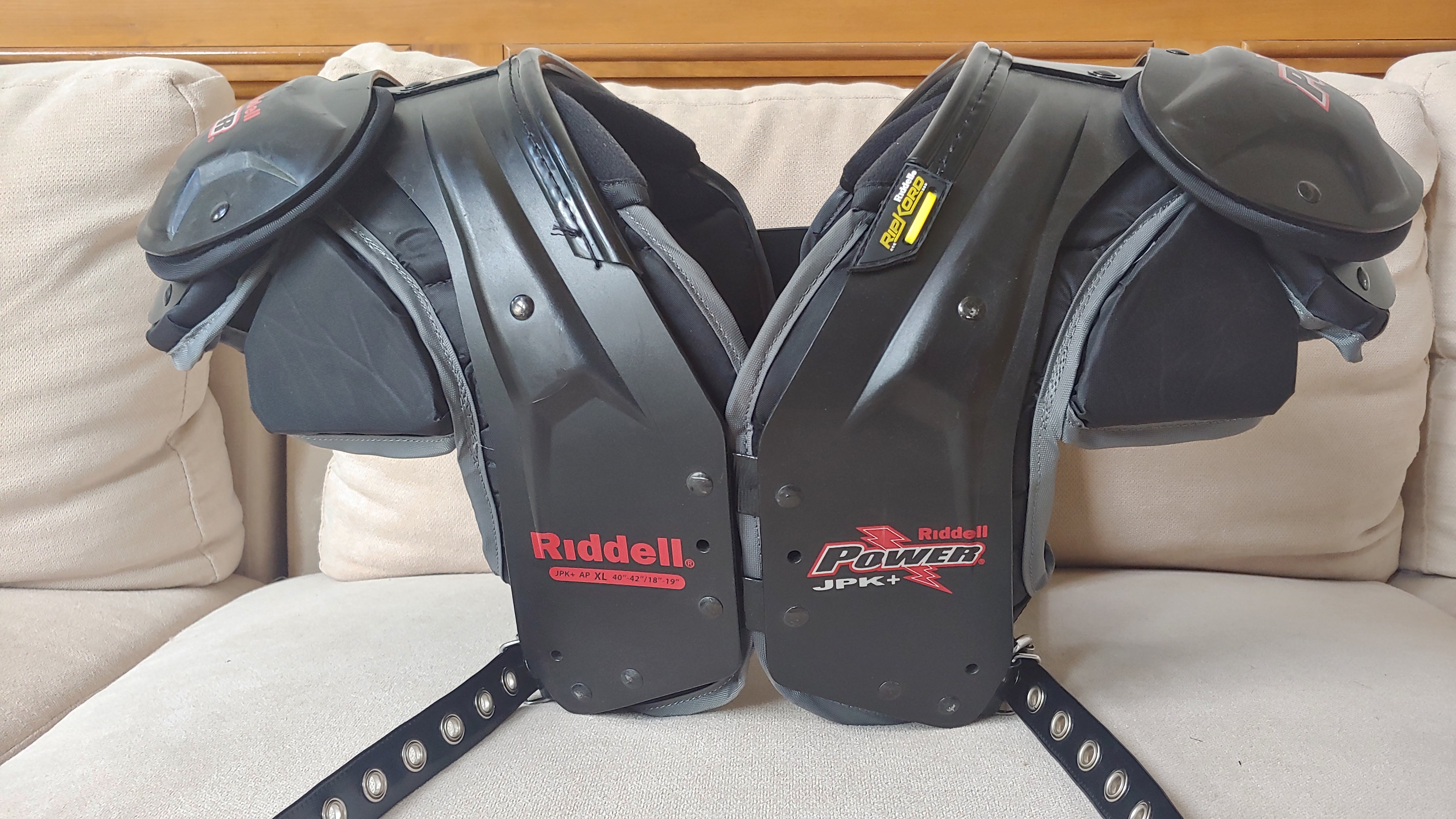 used riddell shoulder pads