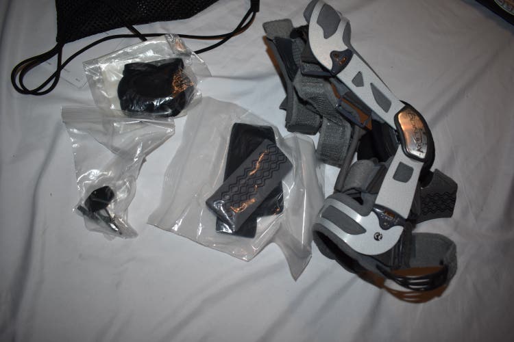DonJoy Four Point Knee Brace w/Parts