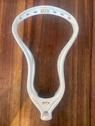 STX Stallion 700