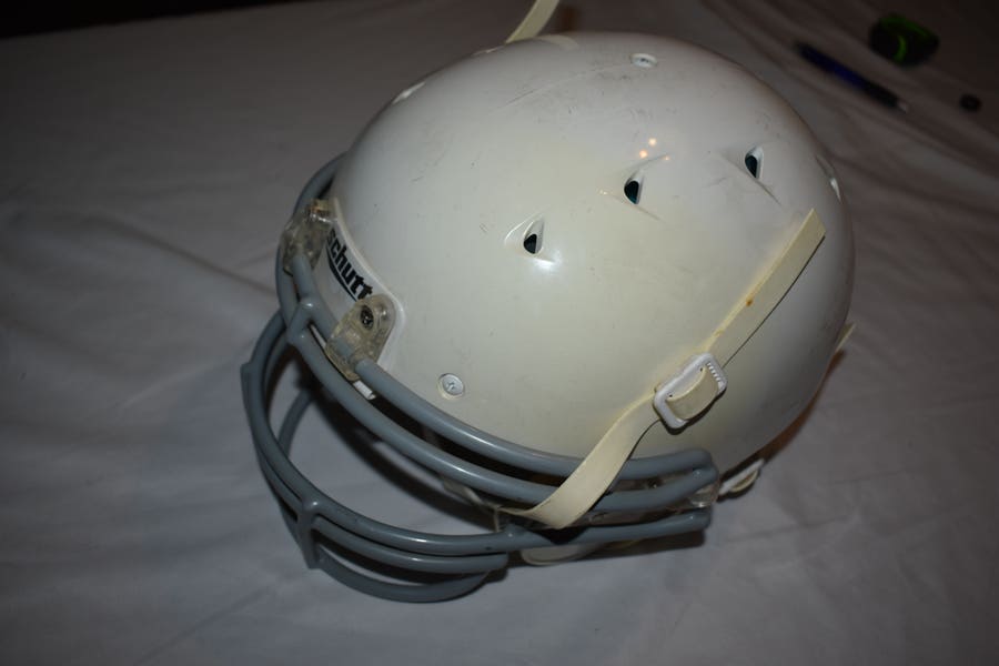 chutt youth recruit hybrid football helmet w dna ropo mask Schutt Youth Recruit Hybrid Football Helmet DNA ROPO, White, Youth Medium |  SidelineSwap