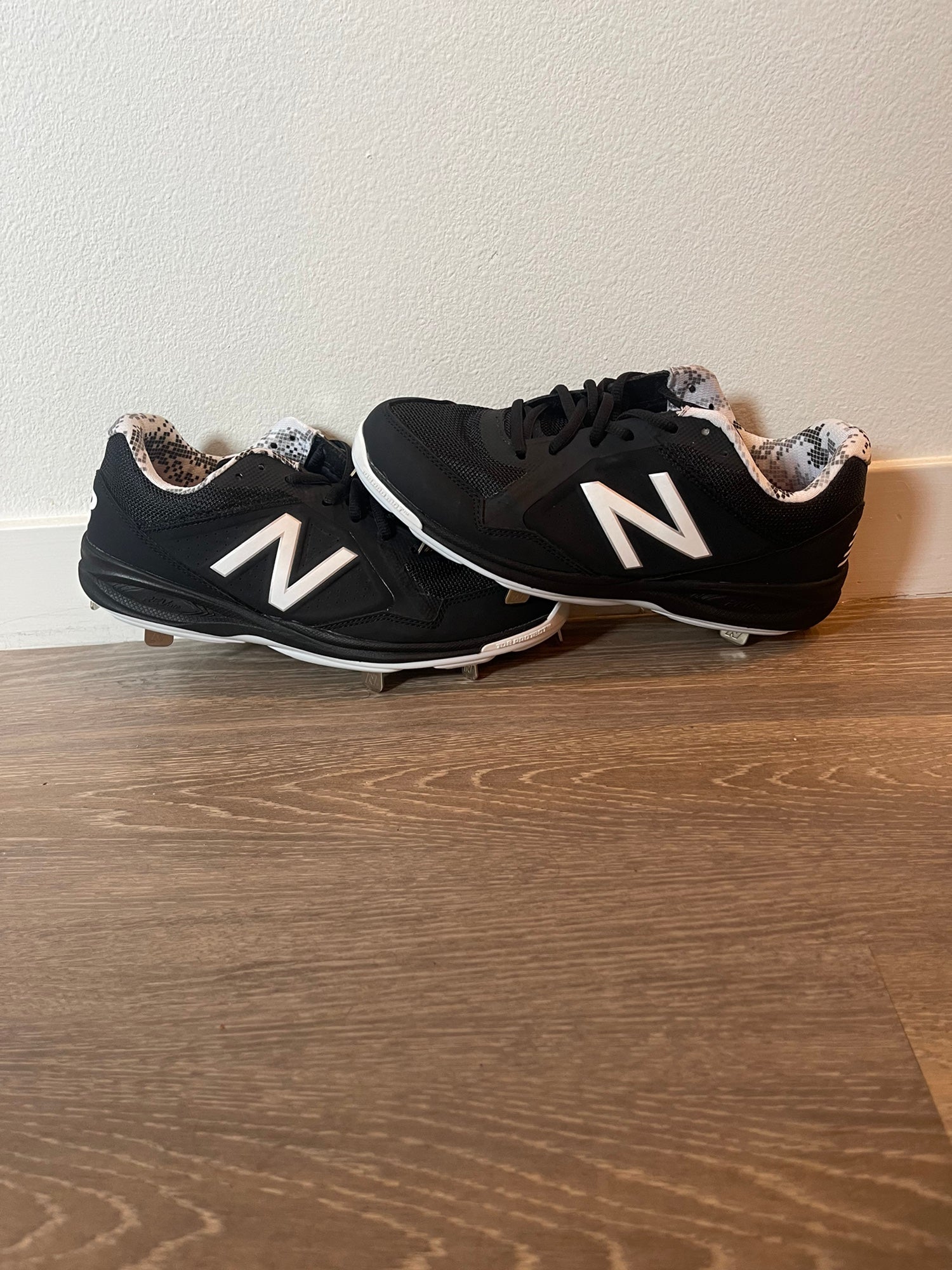 New Balance Revlite Black Metal 