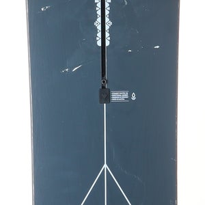 Used Burton Straight Chuter snowboard without bindings, size: 155 (Option 220341)