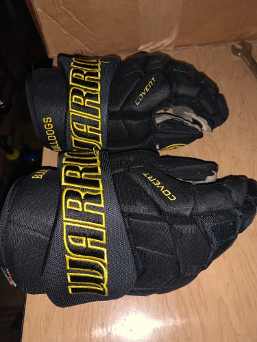 Warrior 15" Pro Stock Covert QRE5 Gloves
