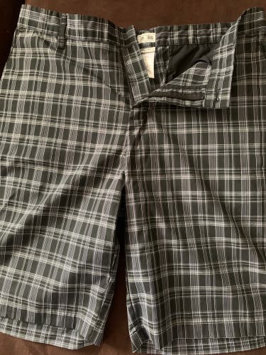 Black / Gray Plaid adidas golf shorts (size 34)