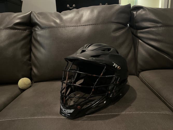 All Black Cascade R Helmet
