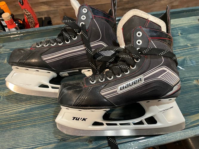 Senior Used Bauer Vapor X300 Hockey Skates Size 9R
