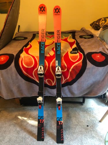2018 Volkl GS Skis