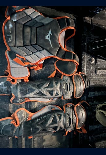 Mizuno Samurai Catcher Set (Youth) OBO