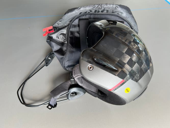Giro Avance Carbon MIPS Helmet FIS Legal w/ Chinguard