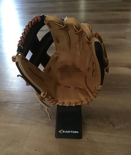 Brand New Easton Pro Collection PCK-D32B 11 3/4” Kip Leather I-Web