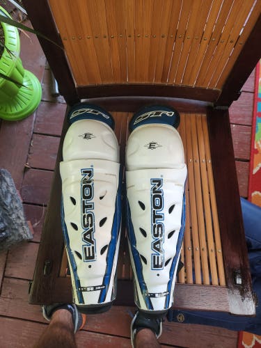 Easton Shin Pads