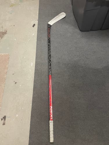 Intermediate Right Handed P92  Nexus 2N Pro Hockey Stick
