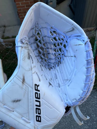 Used Regular Bauer Mach Goalie Glove