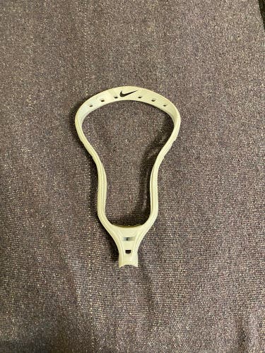 Unstrung Lakota U Head