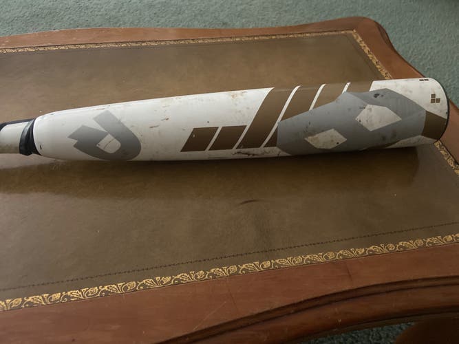 2016 Composite (-3) 28 oz 31" CF8 Bat