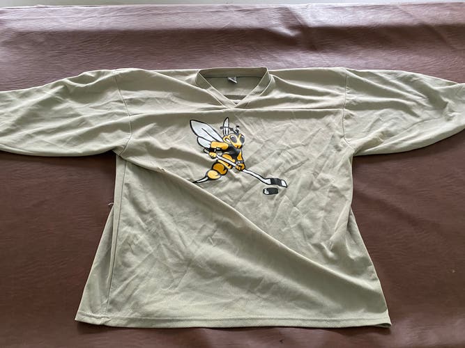 XL “used” YJ Practice Jersey (goalie)