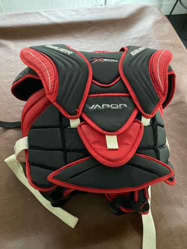 Bauer Vapor X900 Goalie Chest Protector “small”