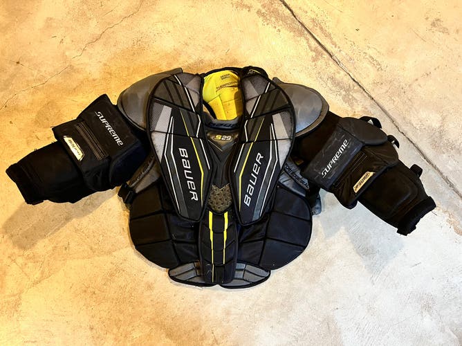 Bauer Chestie - Senior Small