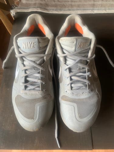 Gray Men's Size 8.5 (Women's 9.5) Nike Shoes