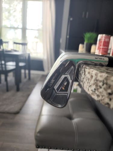 Used Men's TaylorMade Right Handed PSi Tour Iron Set Stiff Flex 7 Pieces Steel Shaft
