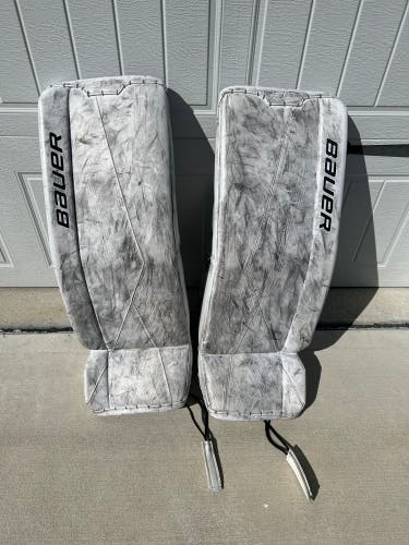 33" Bauer Supreme 3S Goalie Leg Pads