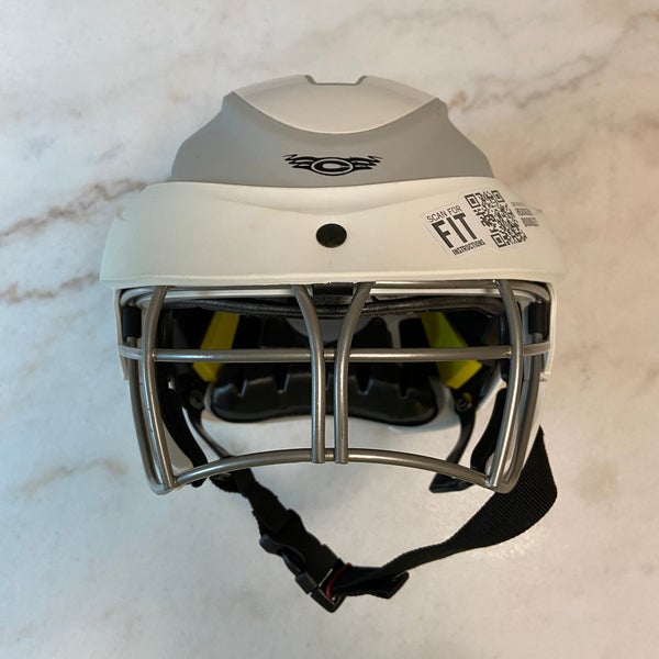 Cascade LX Womens Lacrosse Helmet - LIKE NEW