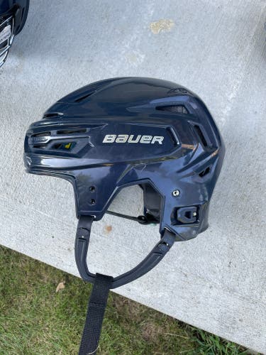Used Large Bauer Pro Stock Re-Akt 150 Helmet