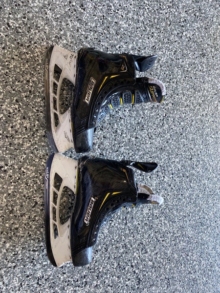 Used Bauer Regular Width Size 7.5 Supreme 2S Pro Hockey Skates