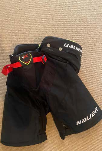 Junior XL Bauer VAPOR 2X Hockey Pants