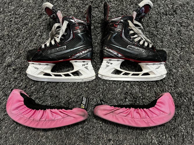 Junior Bauer Regular Width  Size 1 Vapor X2.7 Hockey Skates