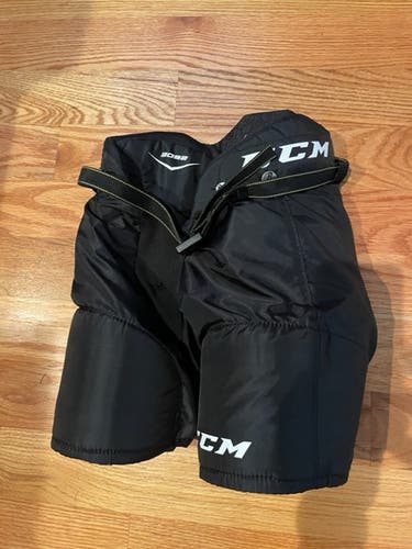 Youth Used Small CCM Tacks Hockey Pants