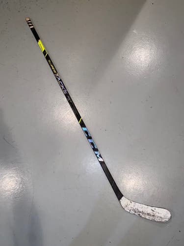 Game Used Dylan Holloway CCM Tacks AS3 Pro Stick LH 80 Flex P28