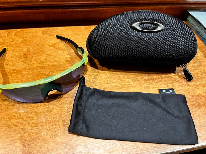 Authentic Oakley Youth Radar EV with Prizm Lens