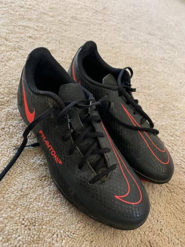 Black Youth Size 1.5Y Boys Girls Nike Phantom GT Elite Cleats