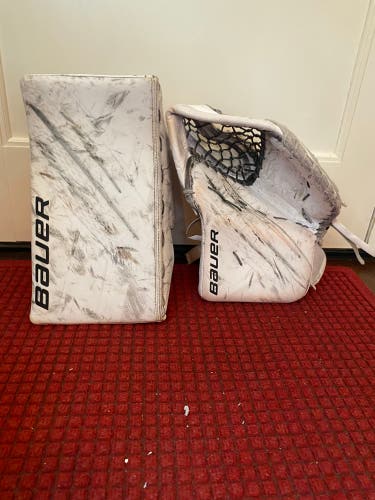 Bauer vapor hyperlite glove and Blocker