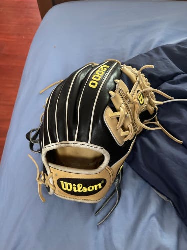 Infield 11.5" A2000 Baseball Glove