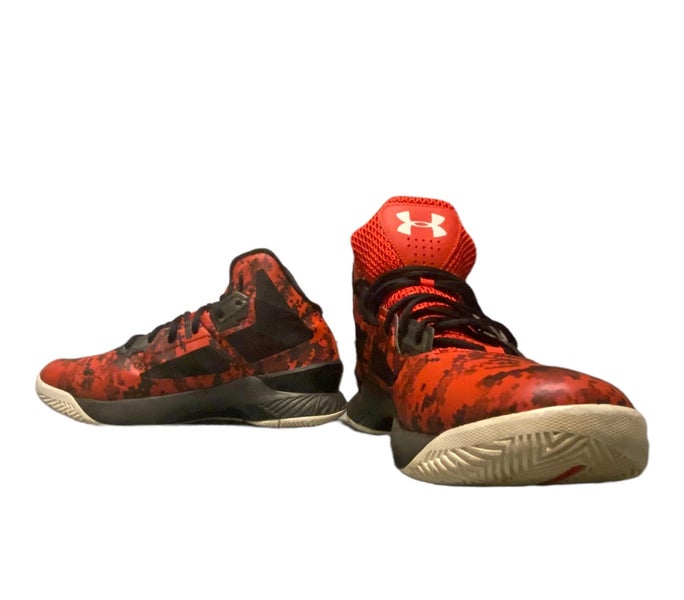 Under Armour charged UA Basketball Shoes